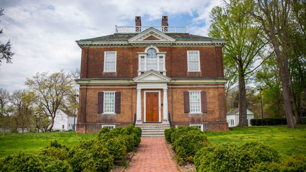 What Are Some Options For Historic House Tours In Philadelphia?