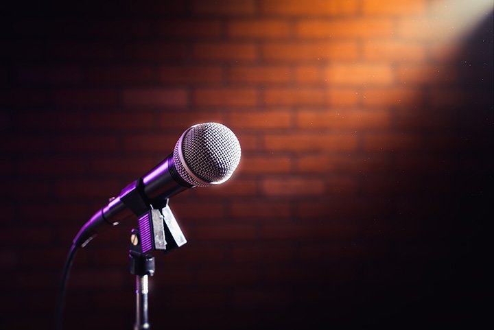 Where Can I Find The Best Spots For Comedy Open Mic Nights In Philadelphia?