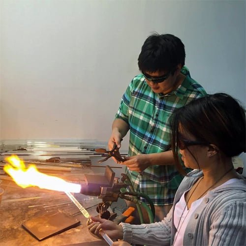 Where Can I Find The Best Spots For Glassblowing Classes In Philadelphia?