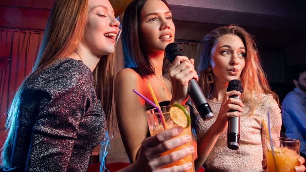 Where Can I Find The Best Spots For Karaoke Nights In Philadelphia?