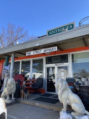 Go Antiquing On Pine Street